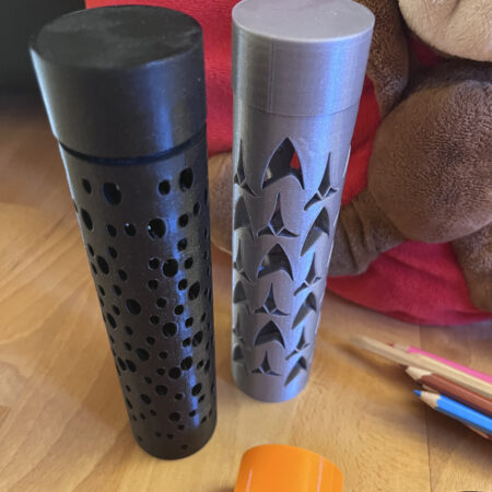 Étui Cadeau Imprimé 3D – Boîte pour Bon Cadeau, Billet ou Crayons – Étui Original en PLA – Plusieurs Couleurs